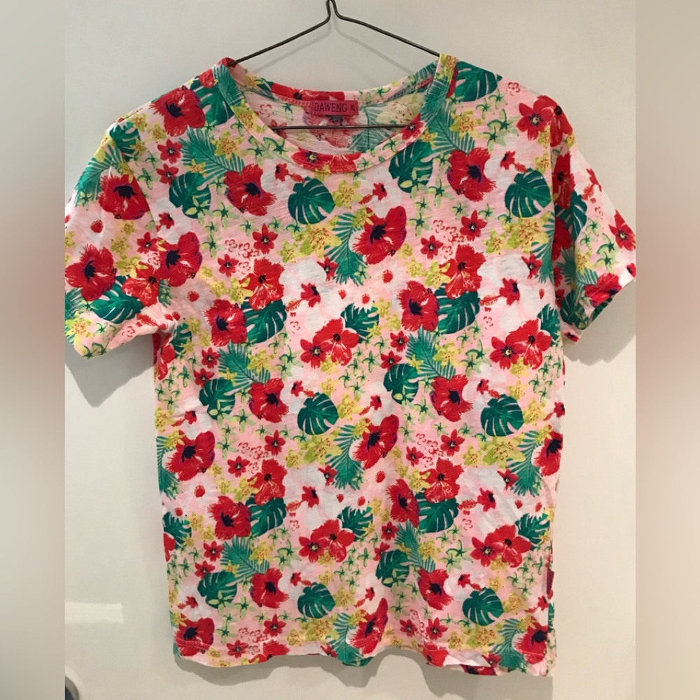 Floral T-shirt S